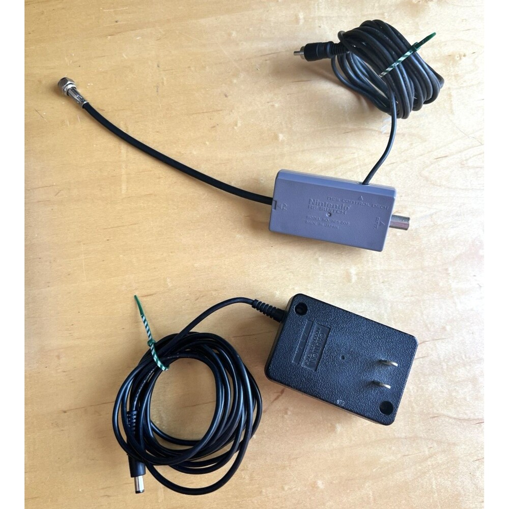 Nintendo ES Console Duck Hunt Super Mario 3 2 Controllers Cables & Zapper Tested - Picture 10 of 13